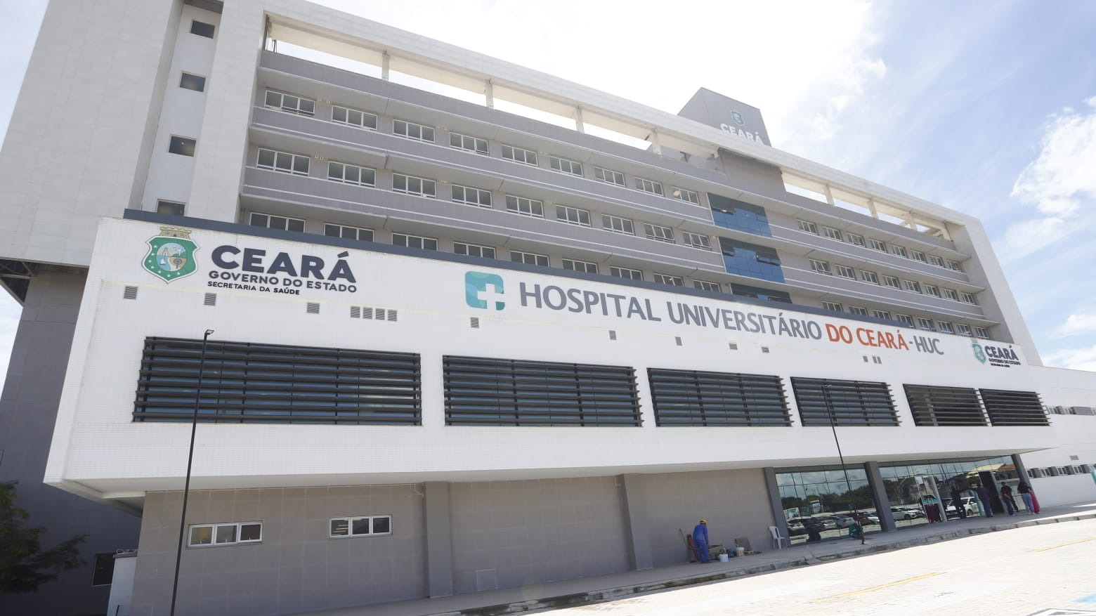 Hospital Universitário do Ceará Amplia Atendimentos e Reduz Fila de Cirurgias Ortopédicas