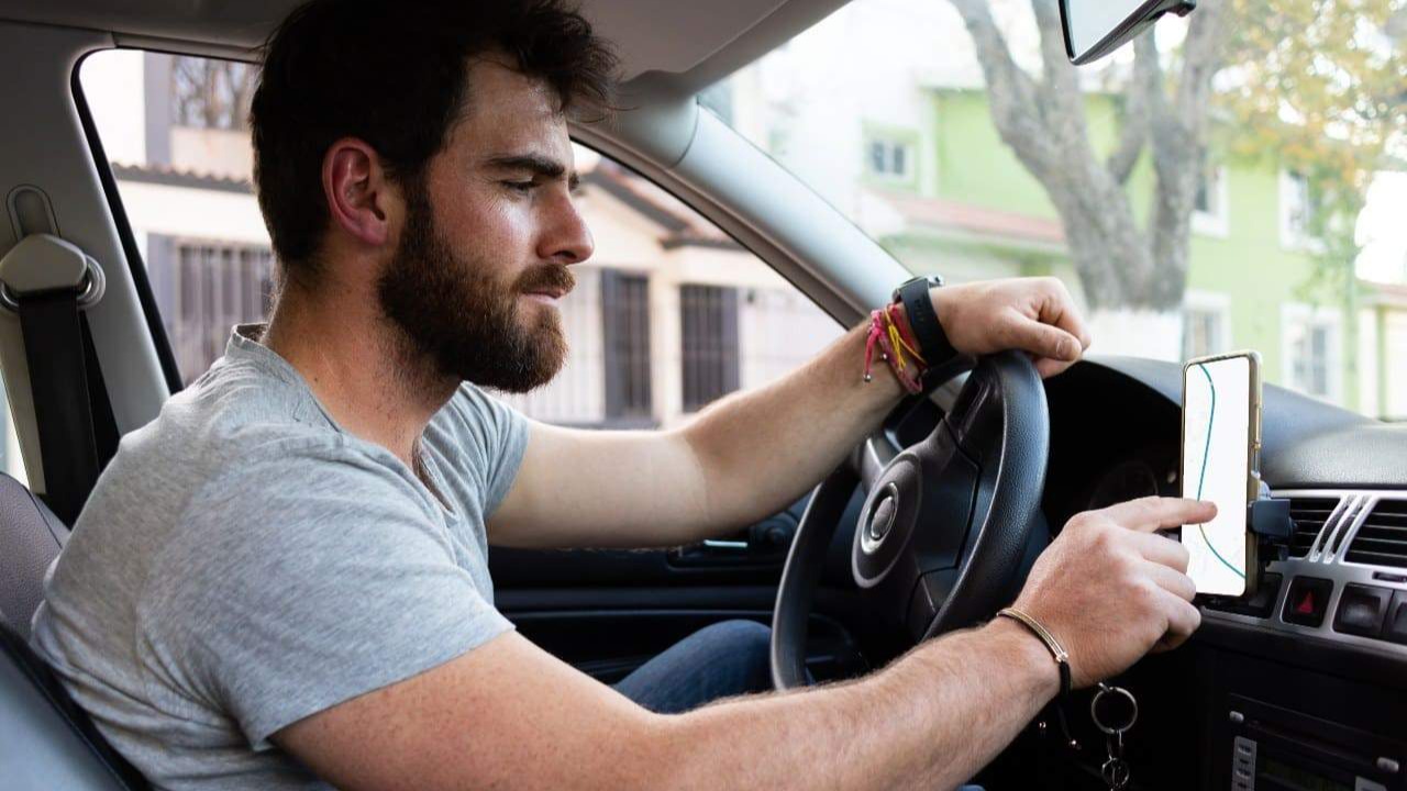 Vistoria Anual de Veículos de Aplicativo em Fortaleza: Etufor Convoca Motoristas com Placa Final 2 em Abril