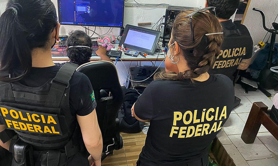 Idade para aposentadoria de mulheres policiais pode ser mudada