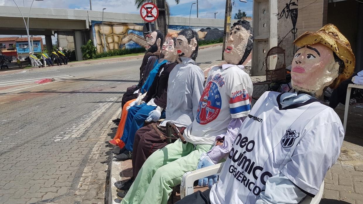 De Judas a Trump: Cearense Fatura Alto com Bonecos &#039;Malháveis&#039; na Semana Santa&quot;