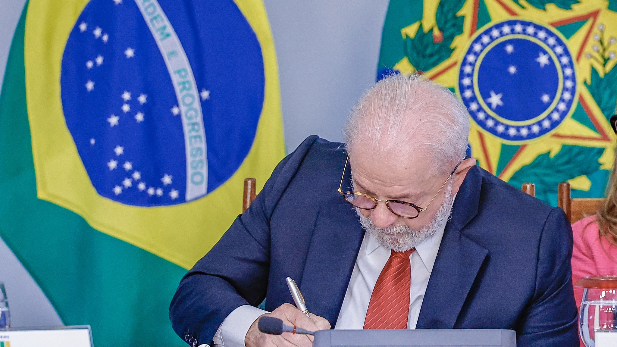 Nova lei trabalhista: o que muda nos feriados e domingos a partir de julho/2025