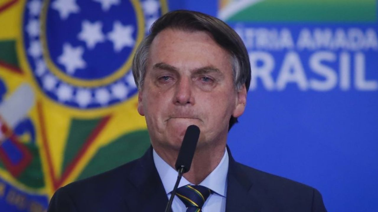 Bolsonaro Intimado na UTI: STF Avança em Ação Penal por Tentativa de Golpe