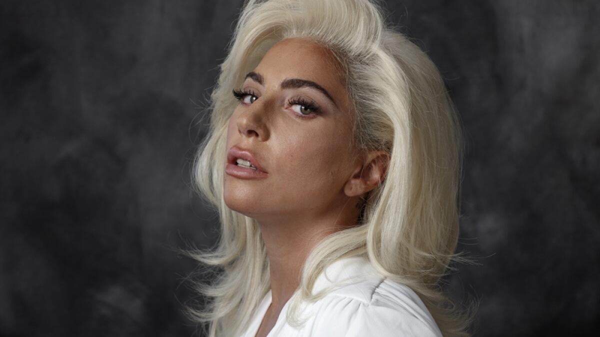 Copacabana em Contagem Regressiva: Furacão Lady Gaga a Uma Semana de Aterrisar na Praia!