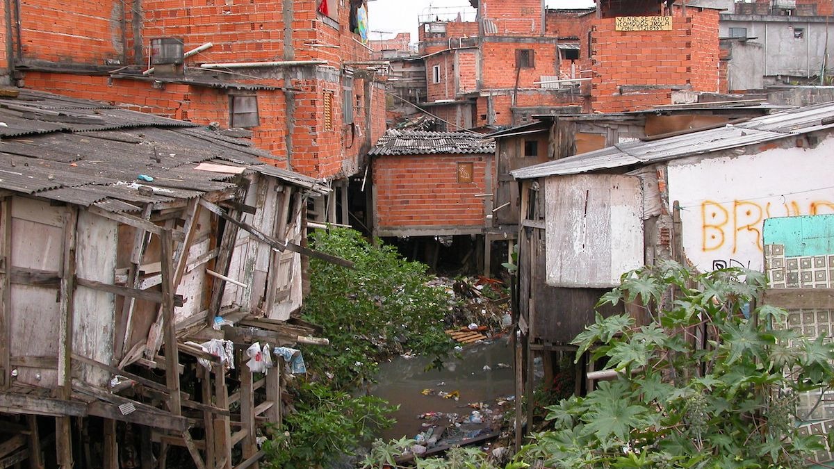 Desigualdade racial se agrava na educação básica pós-pandemia, revela estudo