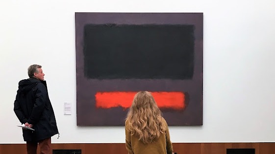 Criança danifica quadro de Mark Rothko avaliado em R$ 321 milhões