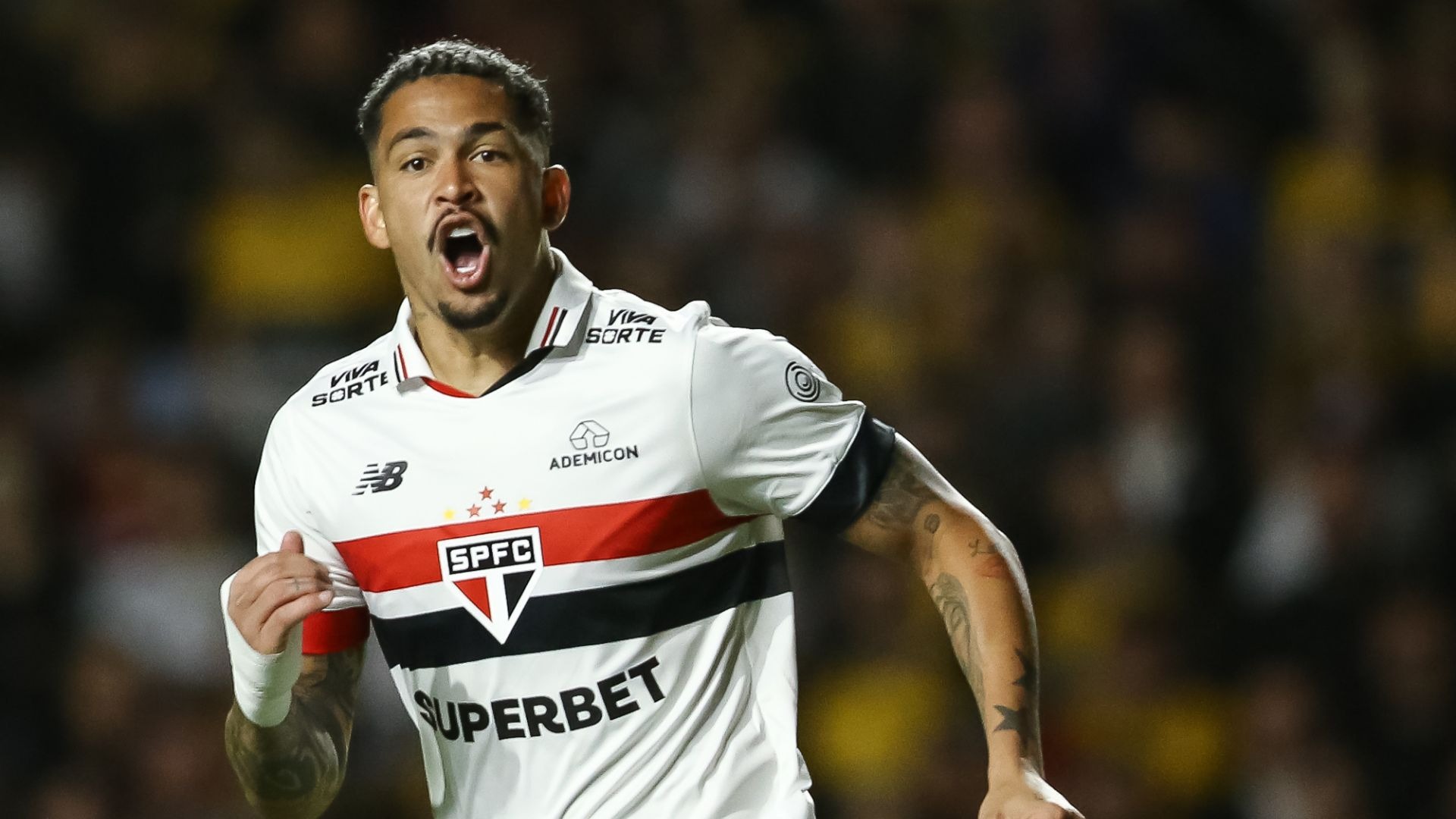 Luciano volta às origens e se credencia como substituto de Calleri
