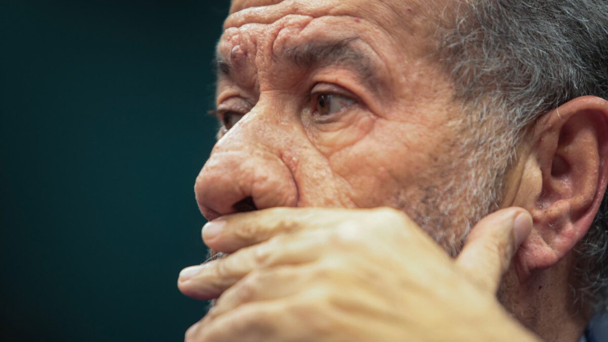 Lupi acaba de se demitir do Ministério da Sáude