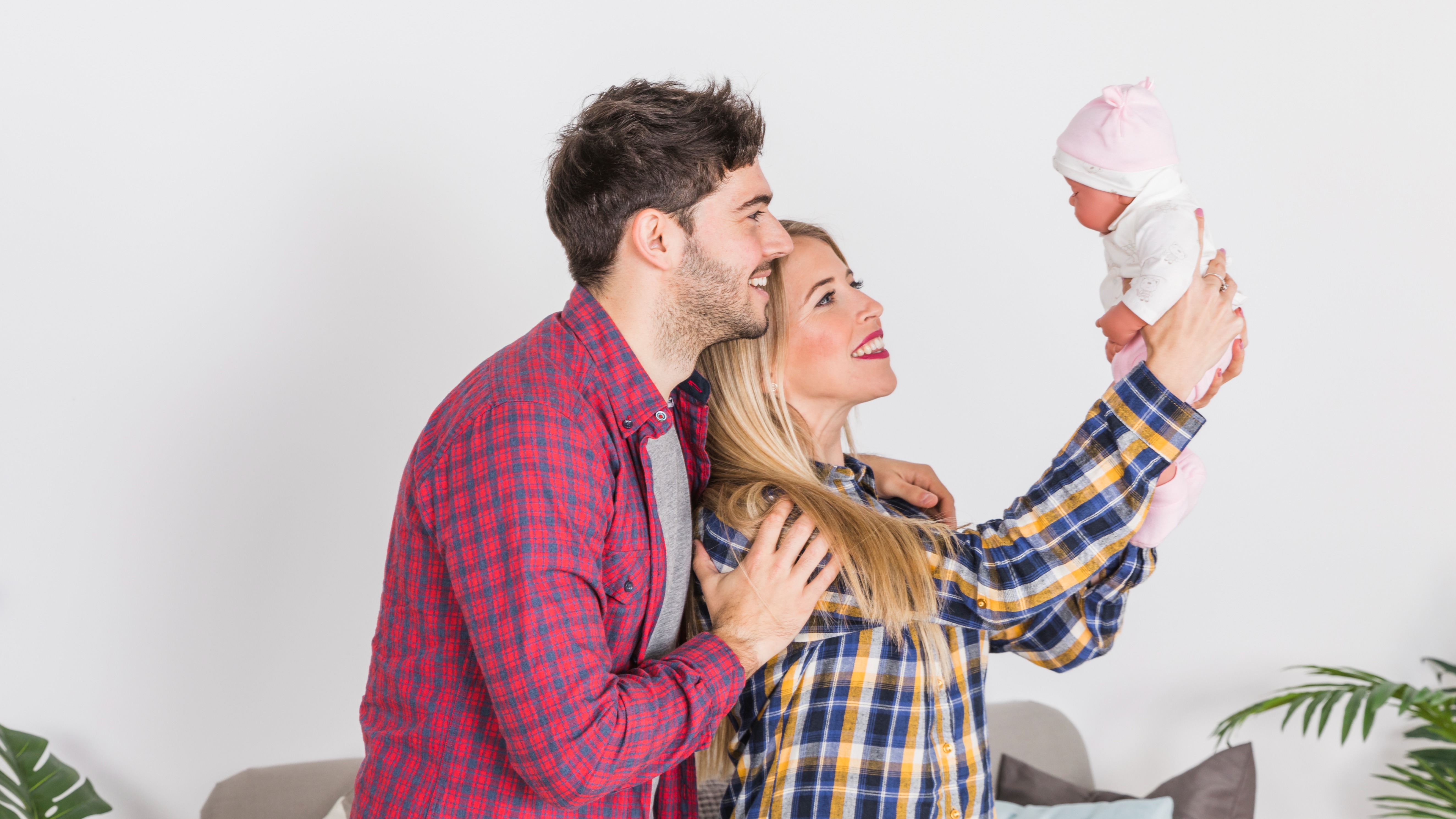 Bebê reborn no SUS: Projeto de Lei pede multa para quem usar boneco para tentar prioridade