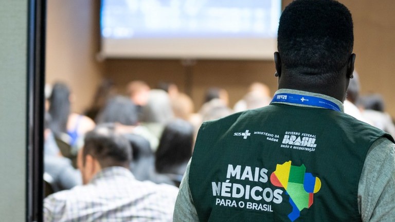 Saúde no SUS: Mais Médicos Bate Recorde de Inscrições e Fortalece Atendimento no Brasil!