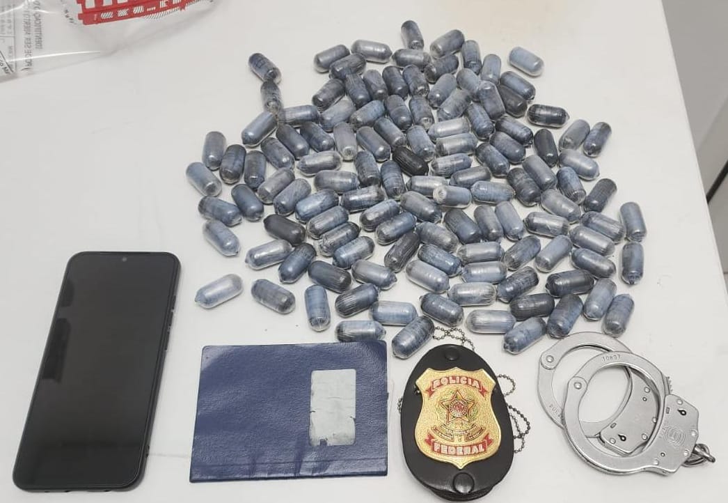PF prende três com 100 cápsulas de cocaína no estômago no Aeroporto de Fortaleza