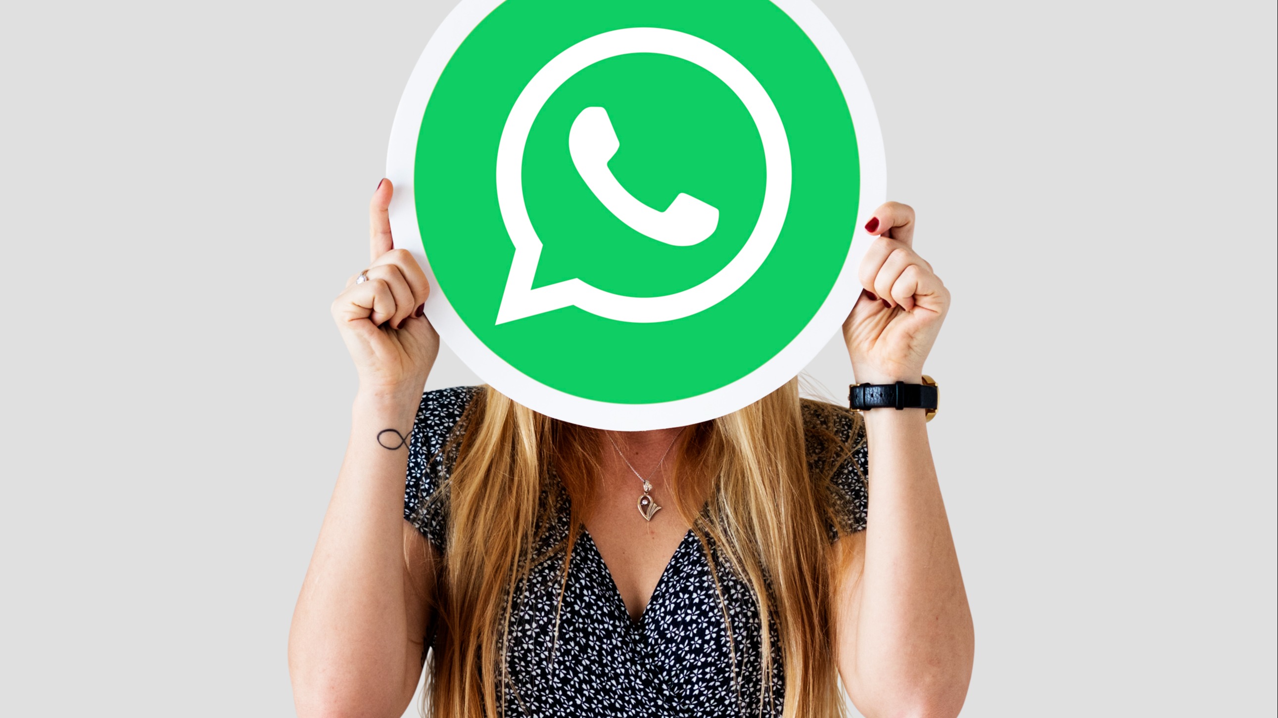 O silêncio nos grupos: o que a psicologia revela sobre quem não responde