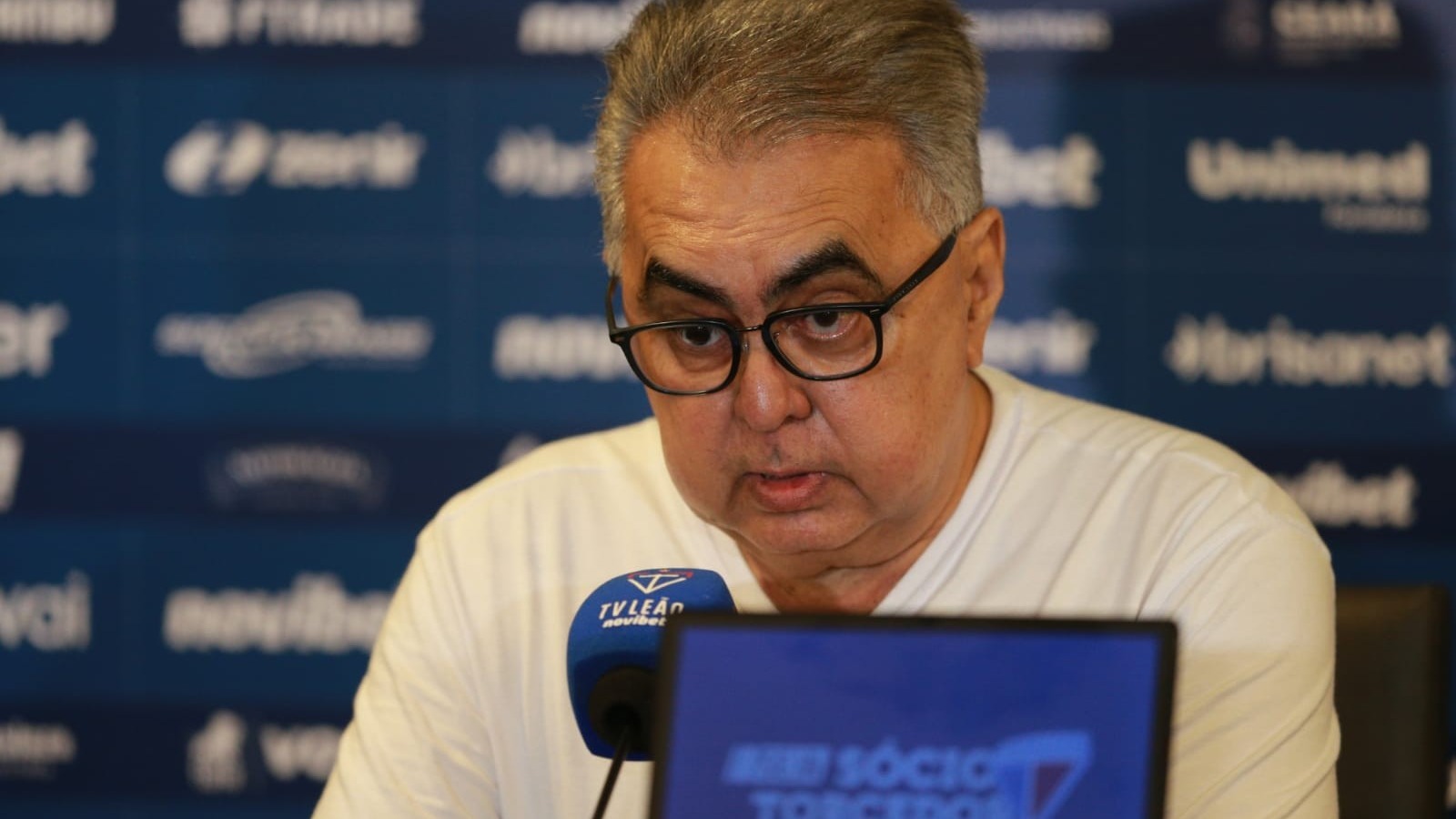 Papellin blinda Vojvoda e revela primeiras medidas para contratações