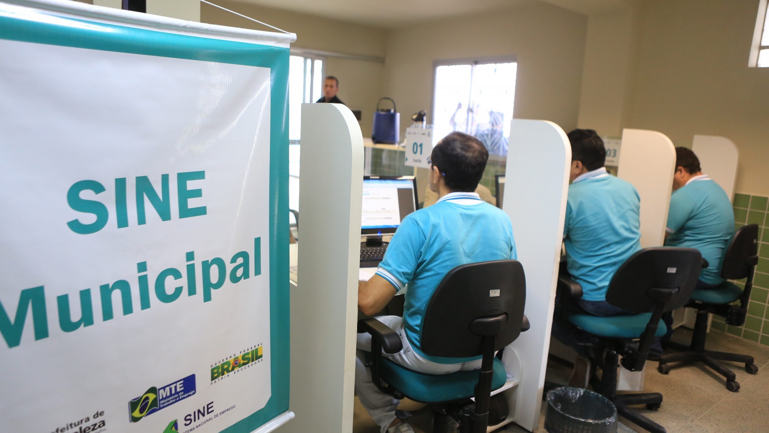 Oportunidade Única: Mais de 2.500 Vagas de Emprego Esperam por Você em Fortaleza!