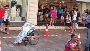 Cena chocante em Manaus: Homem é preso com corpo de avô em cadeira de rodas, suspeita é de golpe em banco