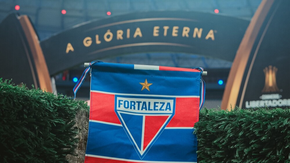 Fortaleza Perde Jogo E TRÊS Jogadores Em UM SÓ Clássico-Rei!