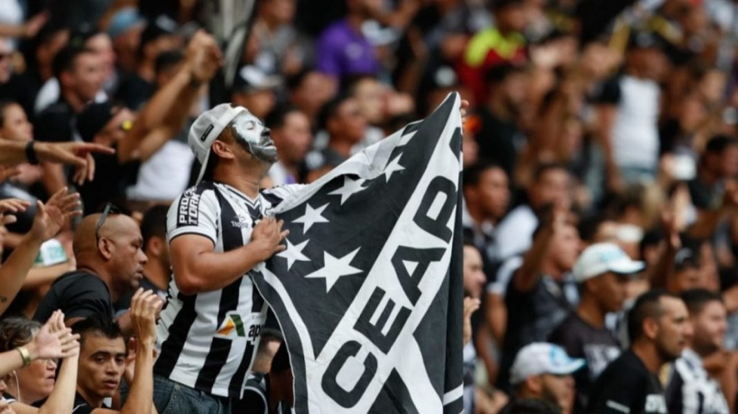 Imagem de destaque: Ceará Sporting Club Entre Emoção e Polêmica: O Ano que Mexeu com a Torcida