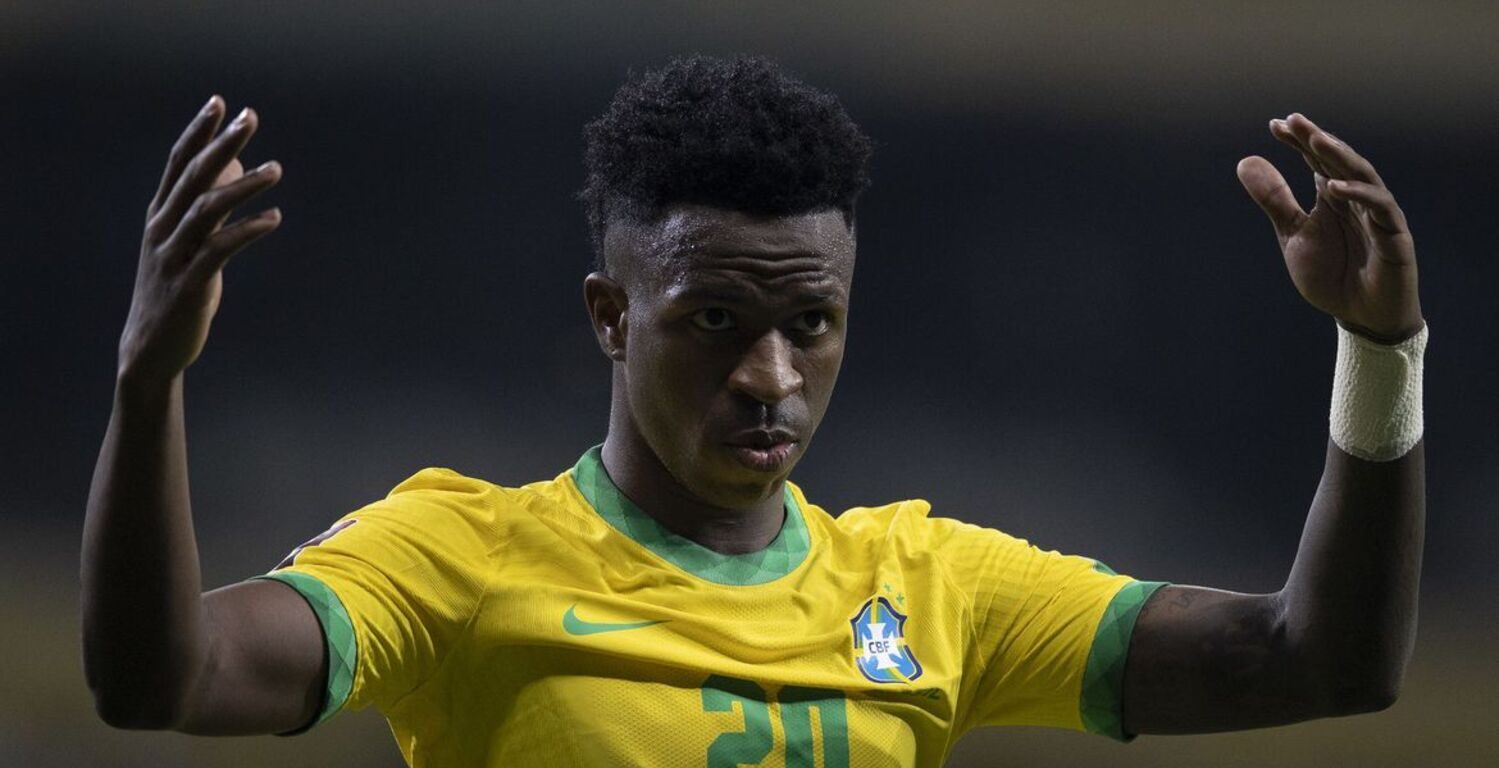 Na Commebol Vini Jr. novamente sofre racismo