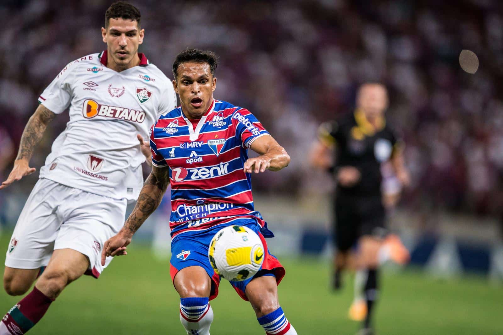 Fortaleza e Fluminense se enfrentam no Castelão em estreia no Brasileirão