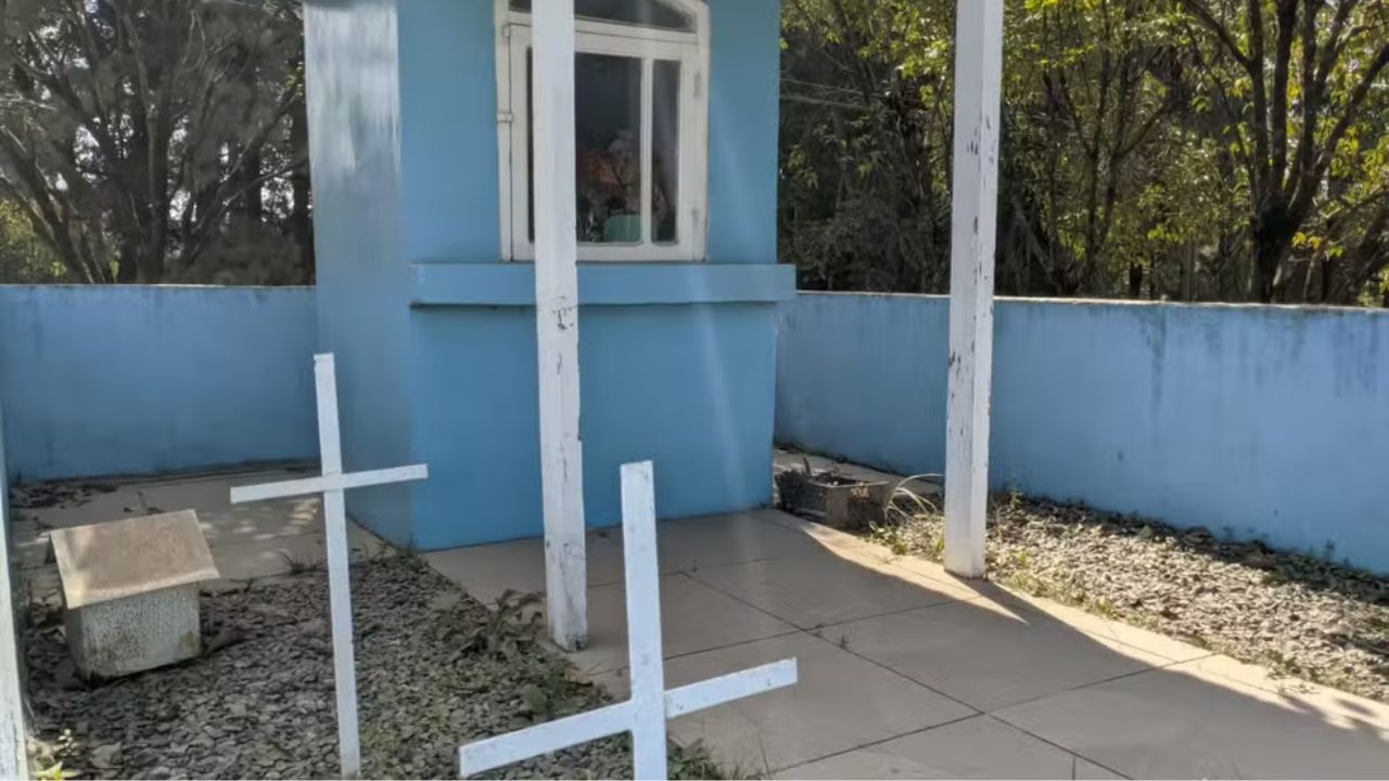 Violência no Ceará: Criminosos Invadem Velório e Incendeiam Corpo de Homem Ligado a Facção Rival